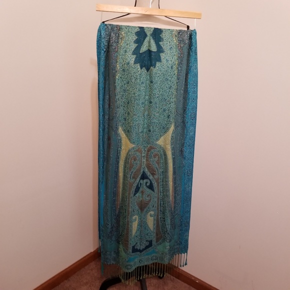Shimmery Pashmina Scarf - Picture 2 of 4